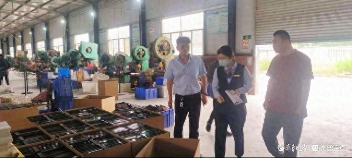 附近哪里有抵押車融資的(抵押車融資什么意思)? (http://www.ox-shoes.com/) 知識問答 第1張